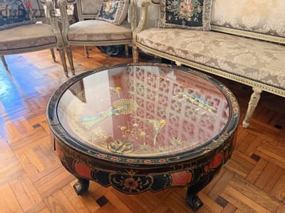 Vintage classic table