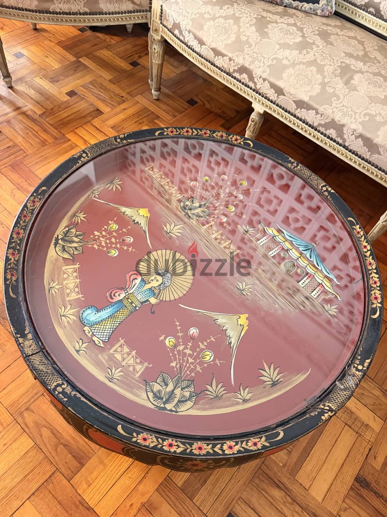 Vintage classic table 3