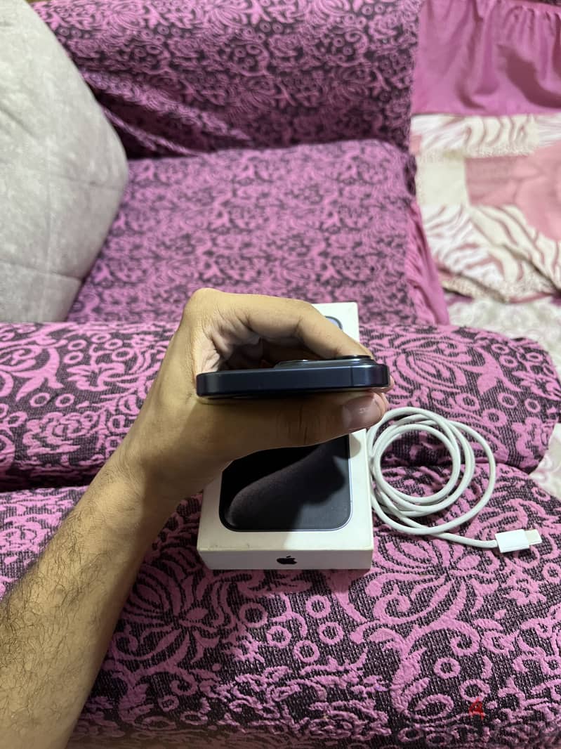 Apple - iPhone 15 Pro 6