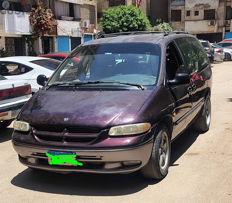 كرايسلر فويجر 1998