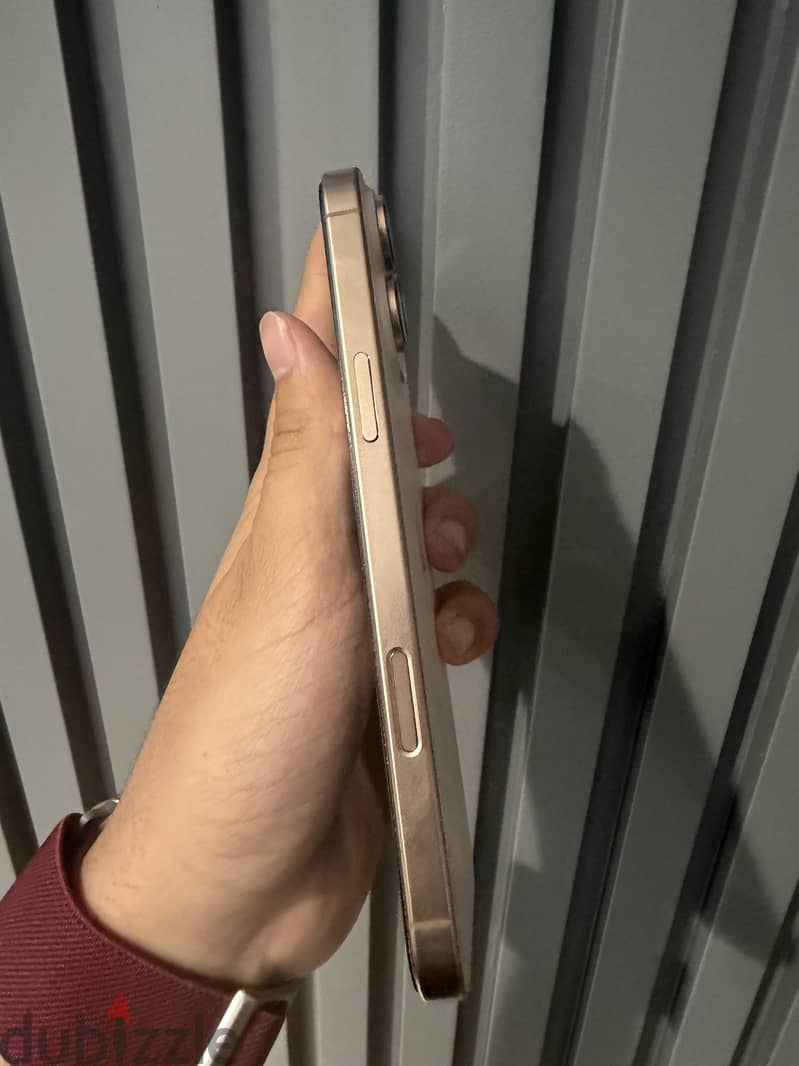 Apple - iPhone 16 Pro Max 2
