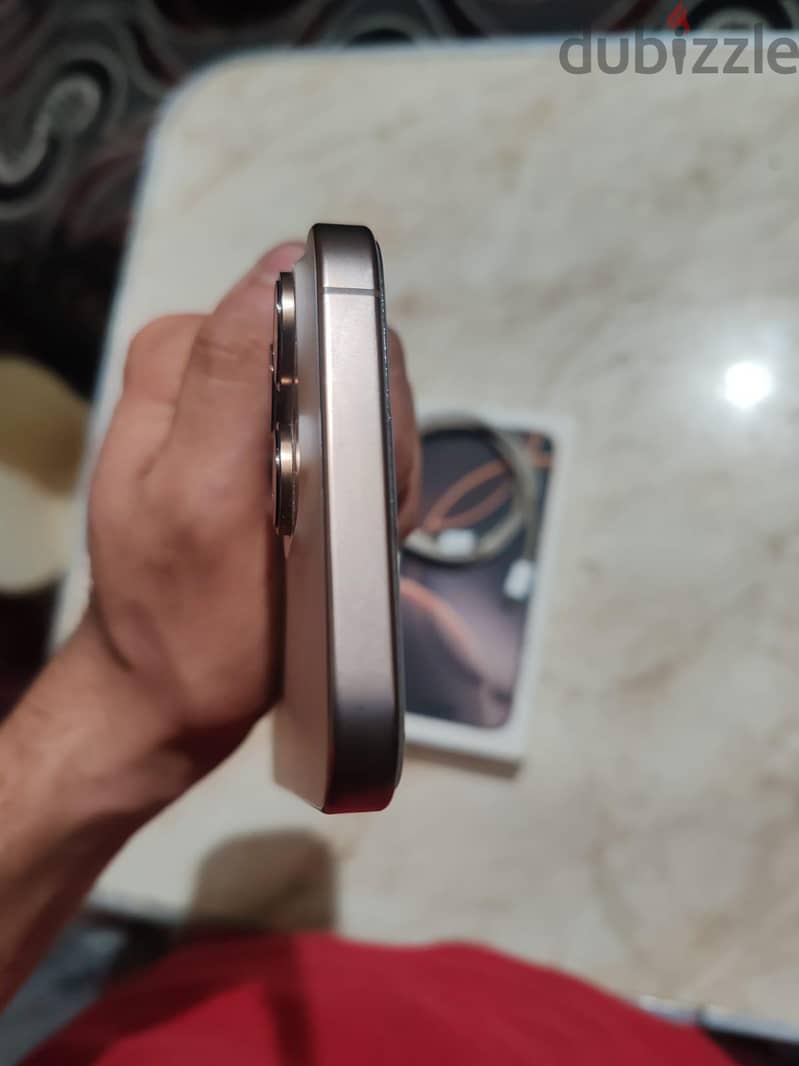 Apple - iPhone 16 Pro Max 6