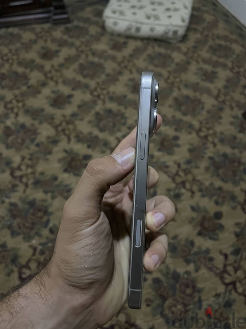 Apple - iPhone 16 Pro Max 2