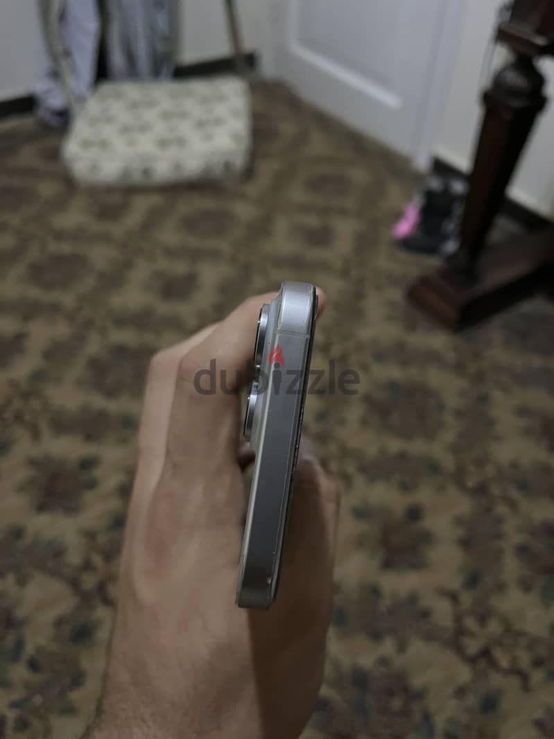 Apple - iPhone 16 Pro Max 3