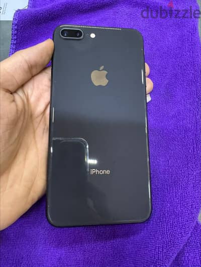 آبل - آيفون 8 بلس