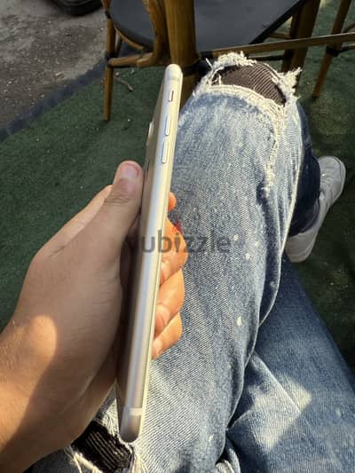 آبل - آيفون 7 بلس