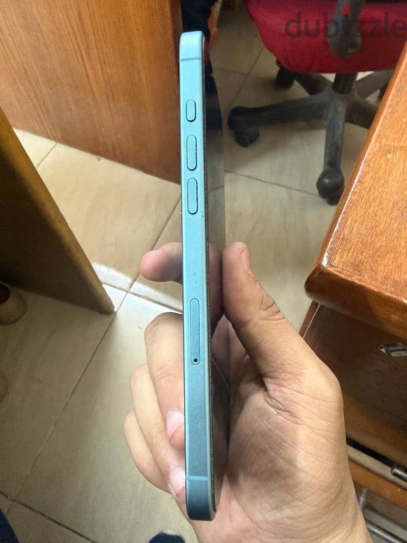 Apple - iPhone 16 Plus 1