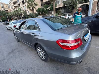 Mercedes-Benz E200 2013