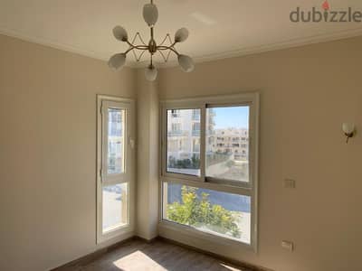 Apartment for sale Mountain View I-City New Cairo