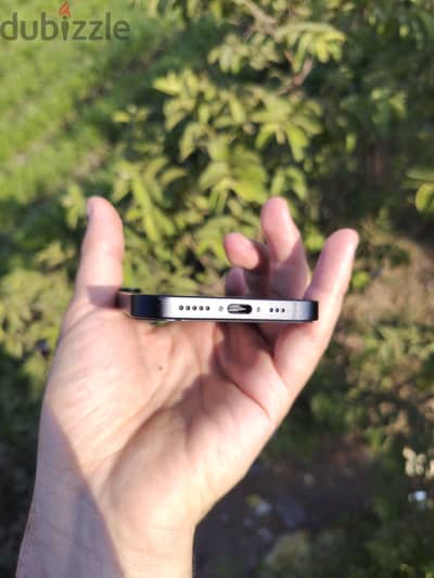 Apple - iPhone 16e