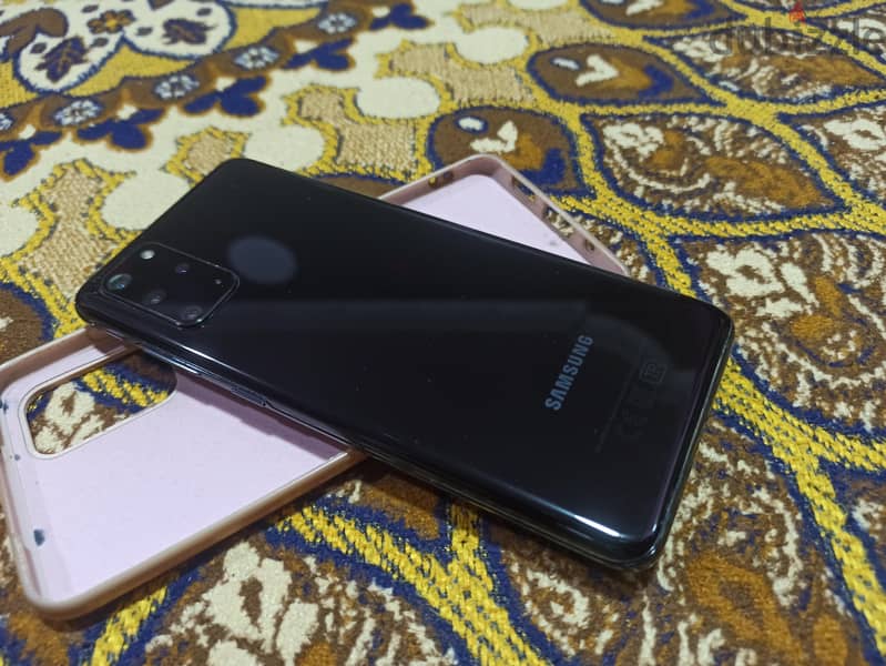 Samsung S20 Plus 4