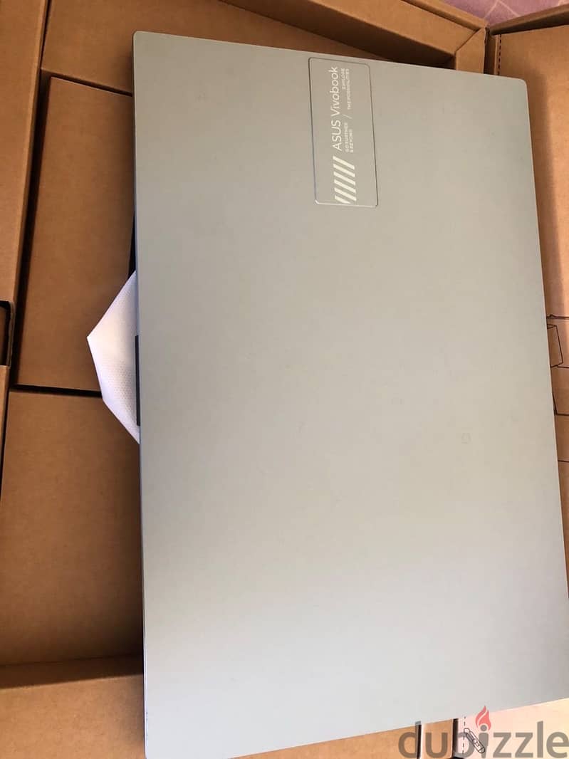 ASUS Vivobook Go 3