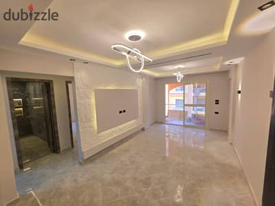 Apartment for sale in Degla Compound, Phase Two, Ultra Super Lux, first residence