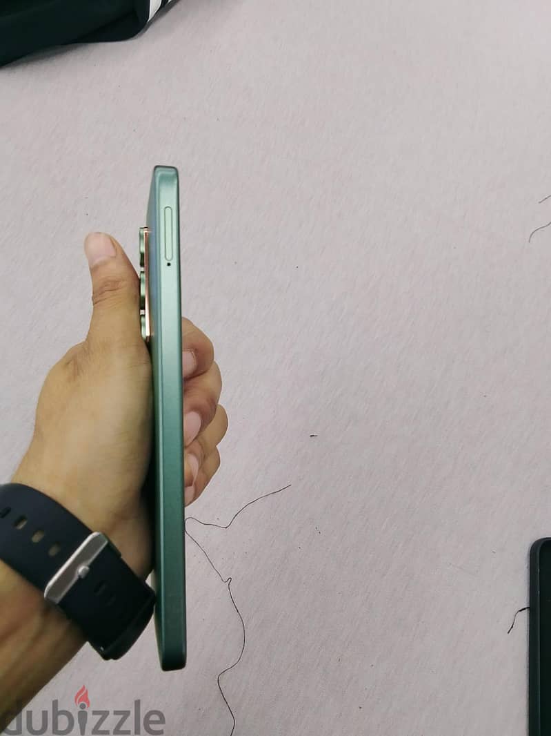 Infinix HOT 60 5G 3