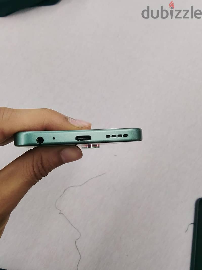 Infinix HOT 60 5G 7