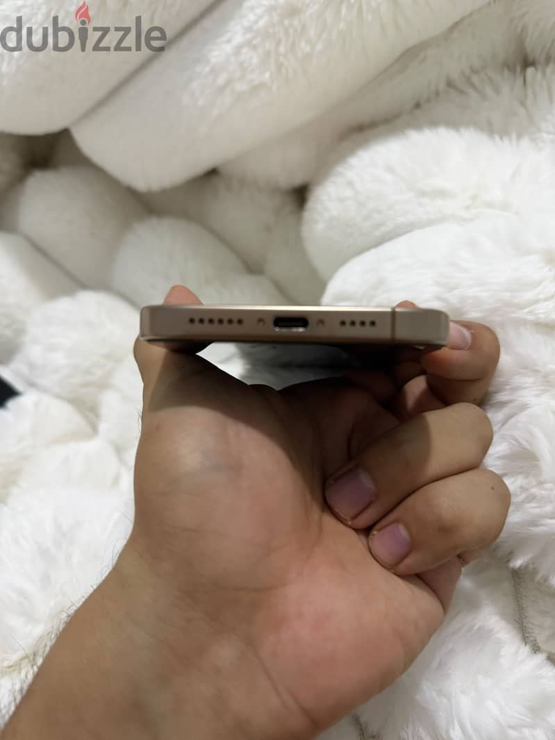 Apple - iPhone 16 Pro Max 2