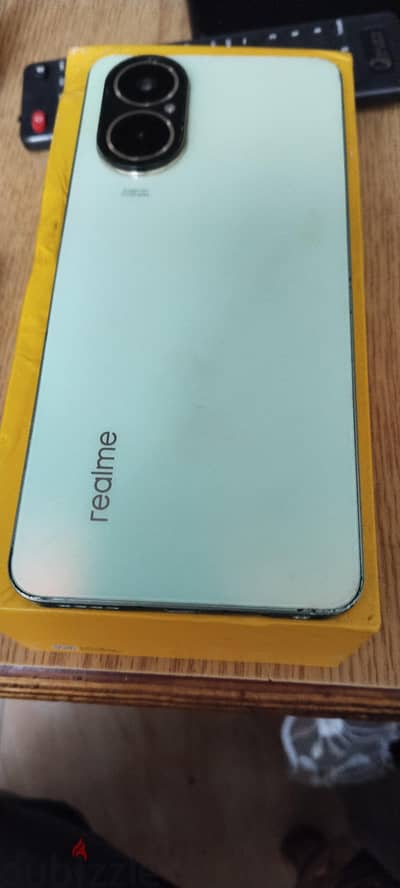 ريلمى سى 67
