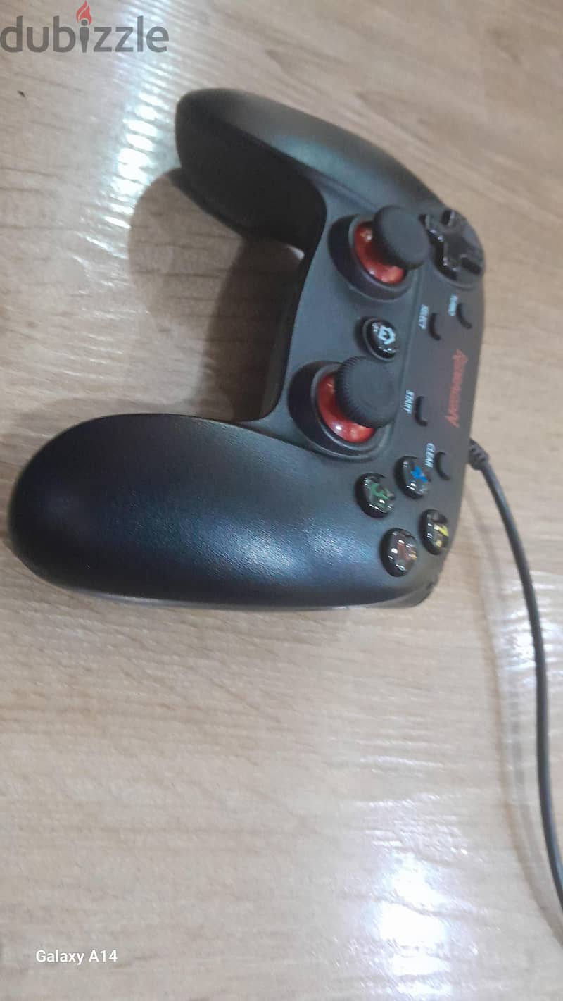 Wired RedDragon controller for pc/ps3 1