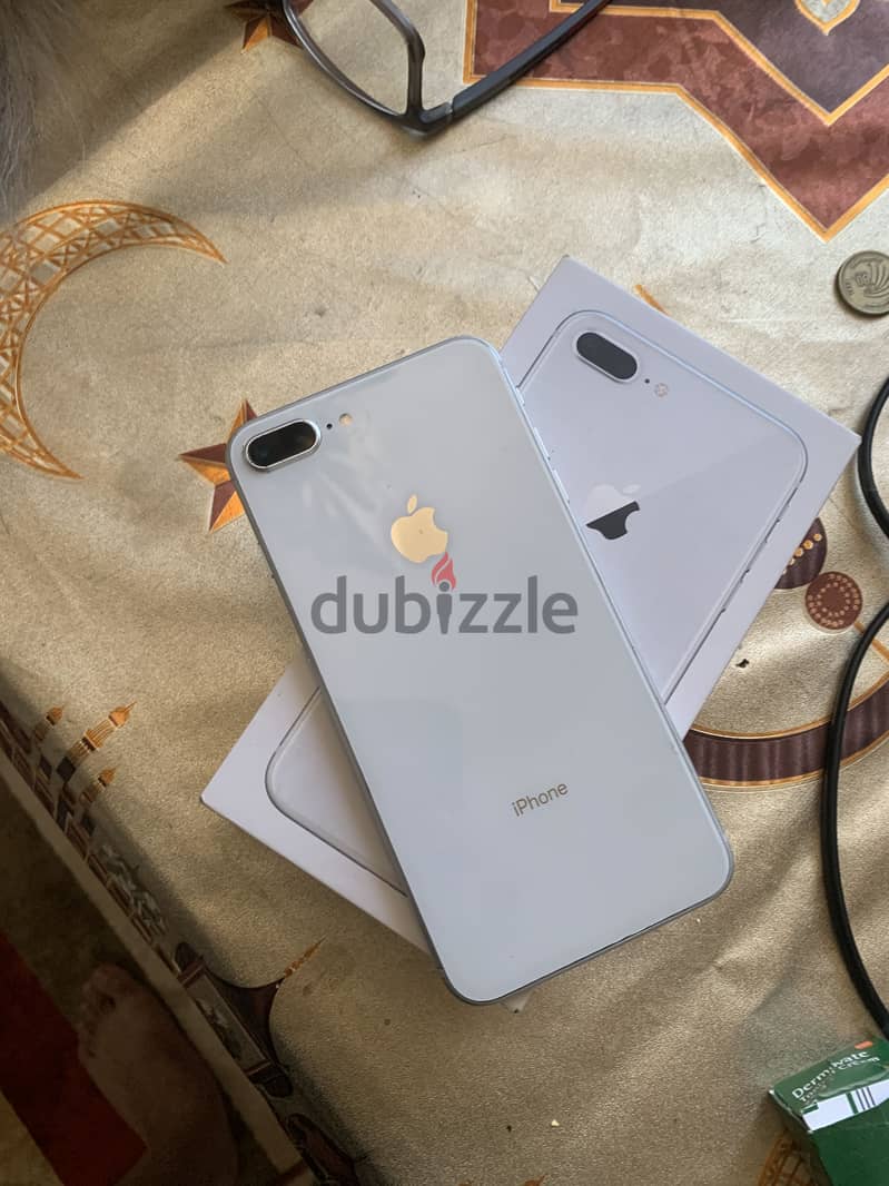 Apple - iPhone 8 Plus 1