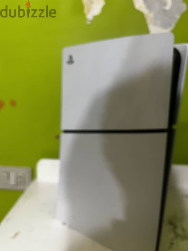 PlayStation 5 slim digital 2