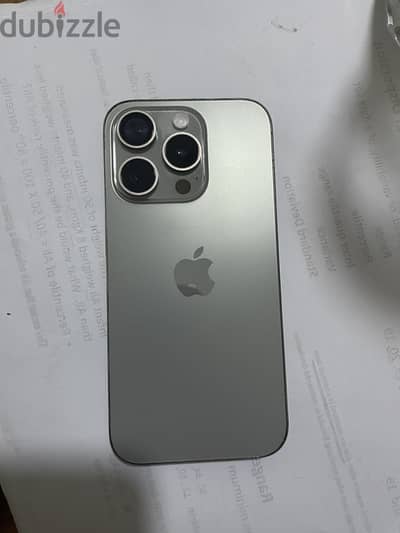 آبل - آيفون 15 برو
