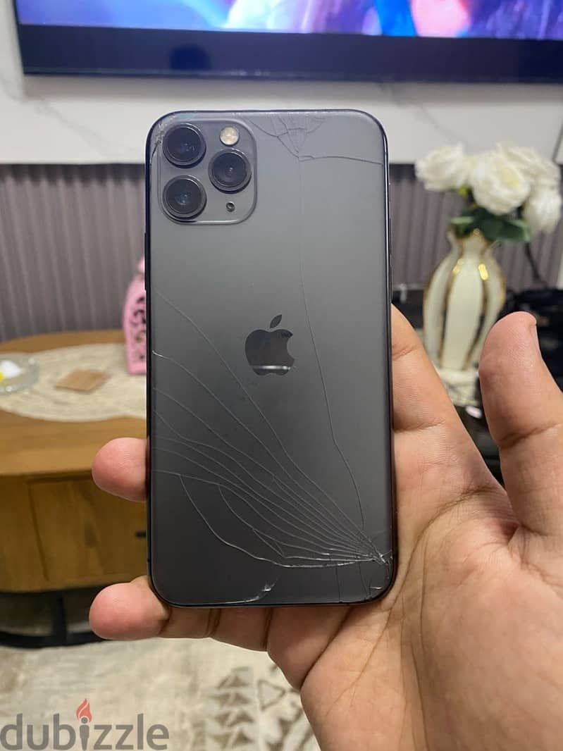 Apple - iPhone 11 Pro 3