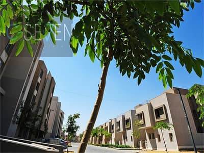 ستوديو للبيع غرفة واحدة فى فيلدج جيت 88 م بالمطبخ والتكييفات مفروش ومتشطب