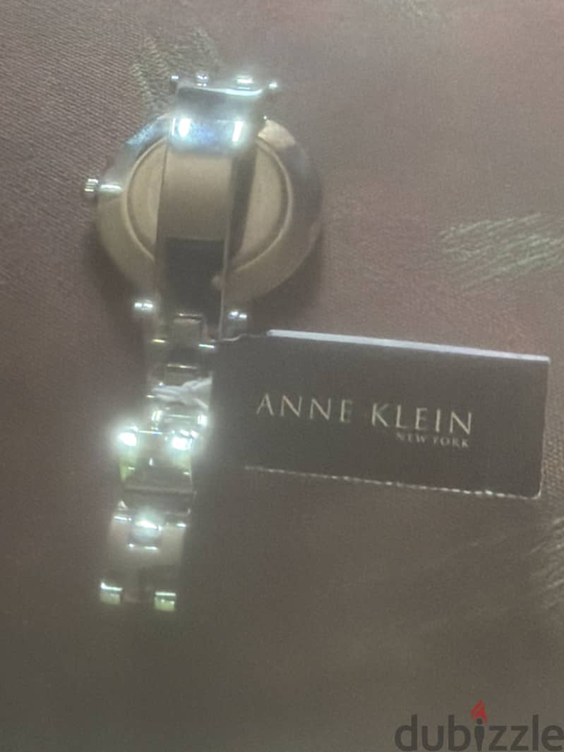ANNE KLEIN 1