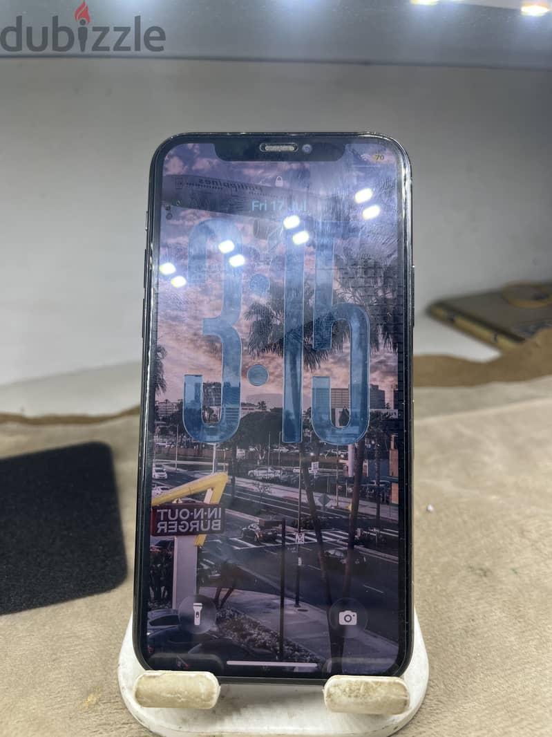 Apple - iPhone 11 Pro 2