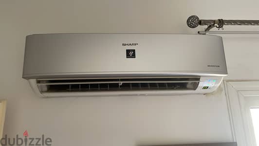 تكييف بحالة ممتازة (تبريد و تسخين) ، يوجد inverter