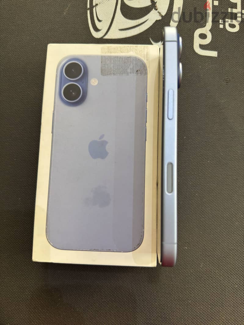 Apple - iPhone 17 2