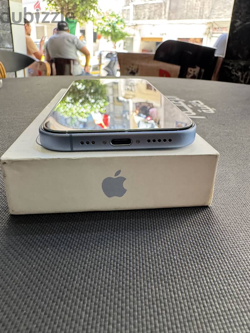Apple - iPhone 17 3