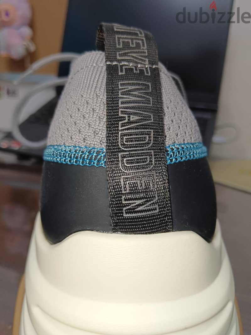 Steve madden 1