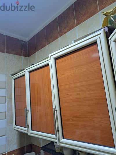 قطعتين علوي قطعه زاويه اتنين درفه وقطعه ثلاثه درفه وقطعه 2 درج وحده