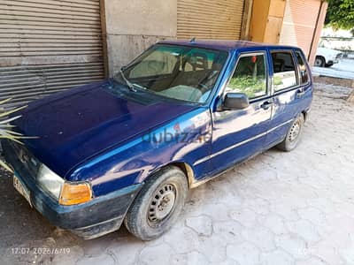 فيات أونو 2000