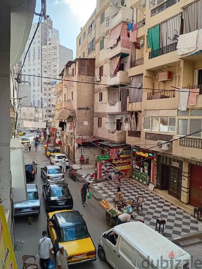 شقه تجاري للبيع