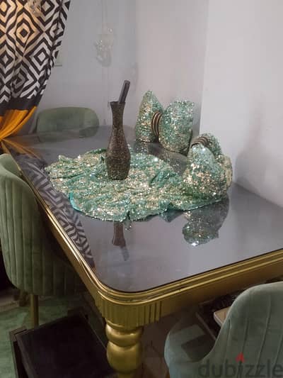 ترابيزه طعام خشب زان مع سته كراسي تنجيد