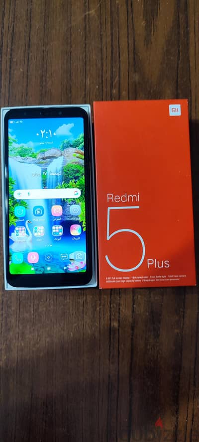 شاومي Redmi 5 Plus (نسخة 32 جيجا / 3 رام) - بحالة ممتازة