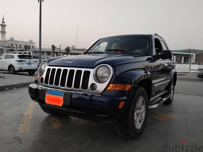 جيب ليبرتى 2007 فابريكا اول يد من الزيرو