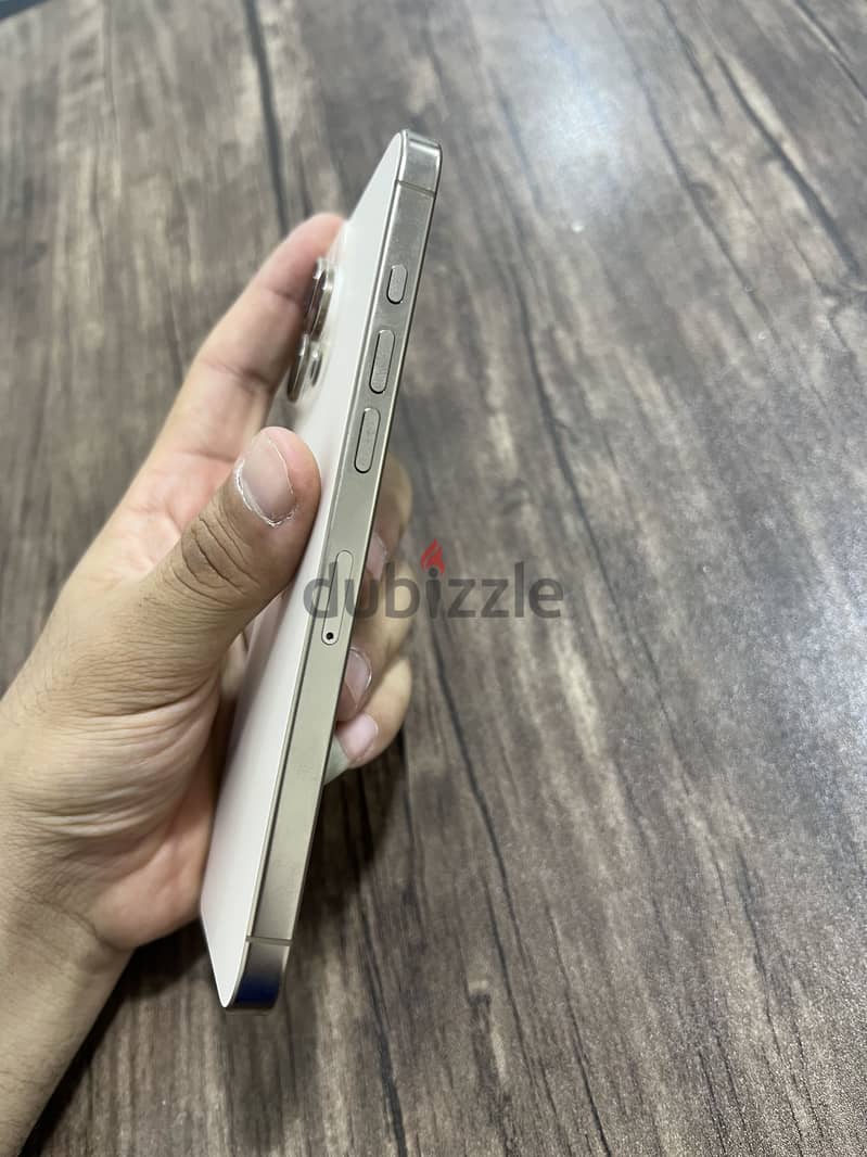 Apple - iPhone 16 Pro Max 5