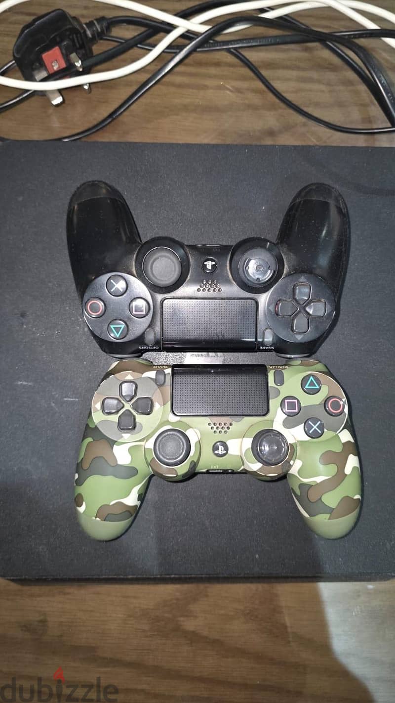 Ps4 slim 1
