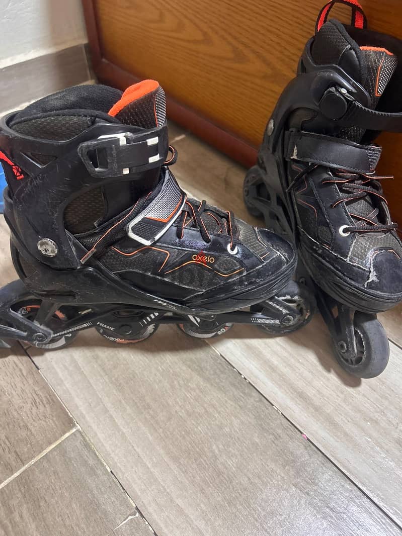 Oxelo roller skates 1