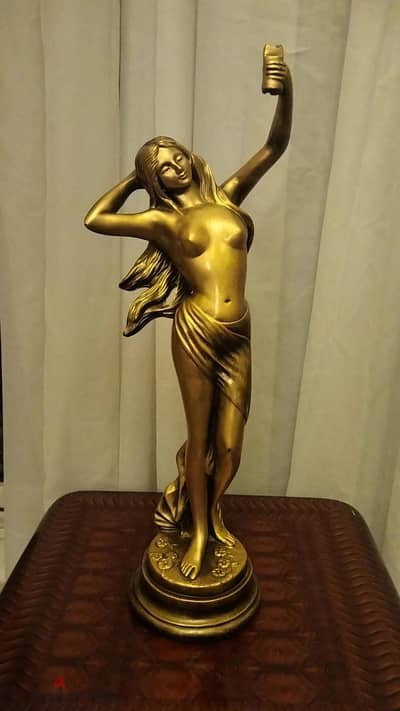 (Bronze Gold Nymph Woman Statue) تمثال حورية برونز ذهبي