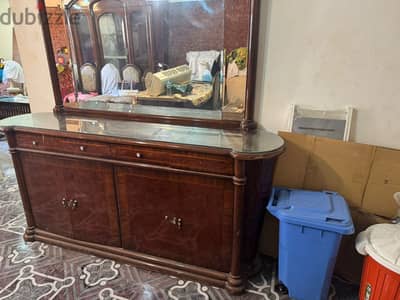 سفرا كاملة ٦ كراسى ويوفية ودولاب نيش وتربيزة