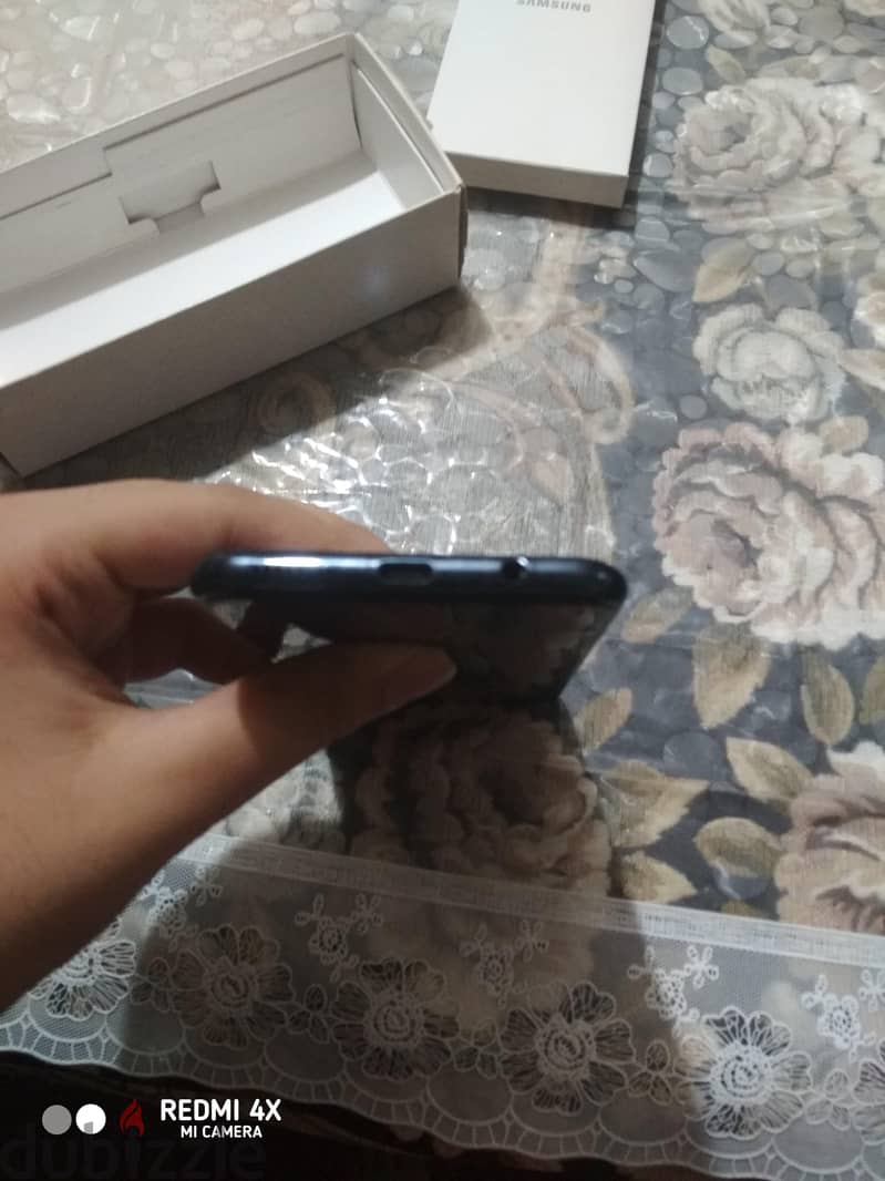 Samsung A30 6
