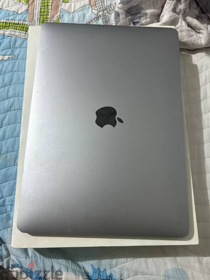MacBook pro 2019 13.3 inch 2