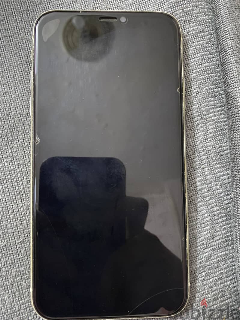 Apple - iPhone 11 1