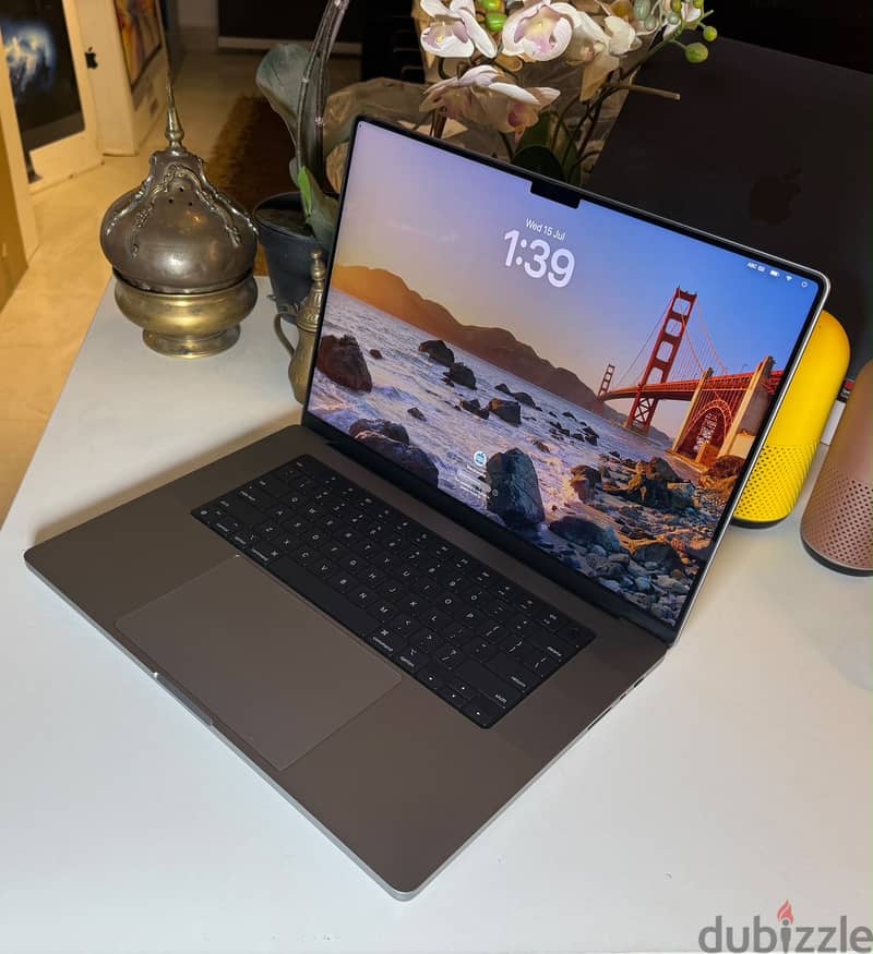Macbook pro M1 pro chip 2