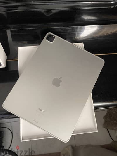 ipad pro M2 12.9" 128 gb cellular