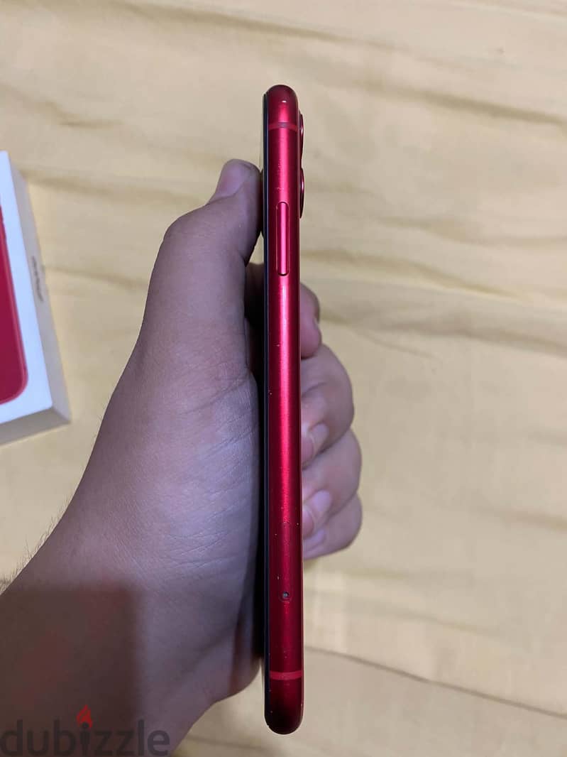 Apple - iPhone 11 8